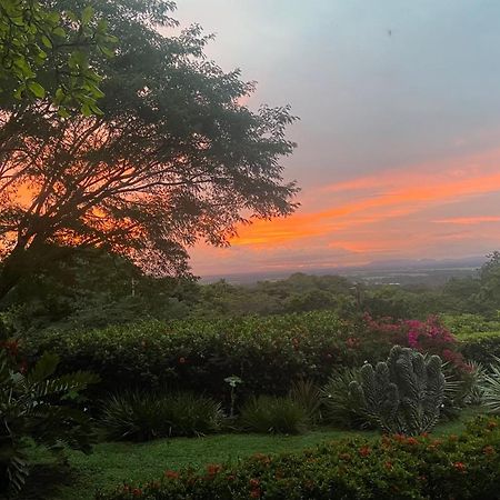 Casa De Veraneo Quinta Las Trillizas Esparza Экстерьер фото