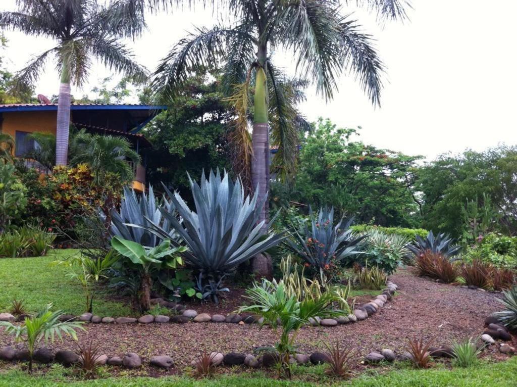 Casa De Veraneo Quinta Las Trillizas Esparza Экстерьер фото