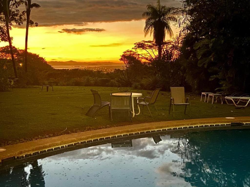 Casa De Veraneo Quinta Las Trillizas Esparza Экстерьер фото